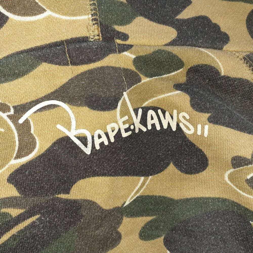 Bape Hoodie x Kaws Bendy 2XL🔥Vintage 1st camo yellow a bathing ape hoody